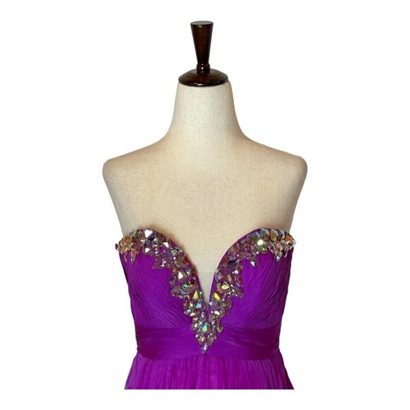 La Femme Purple Magenta Strapless Rhinestone Sweetheart Neck Gown Size 0 - Picture 3 of 12
